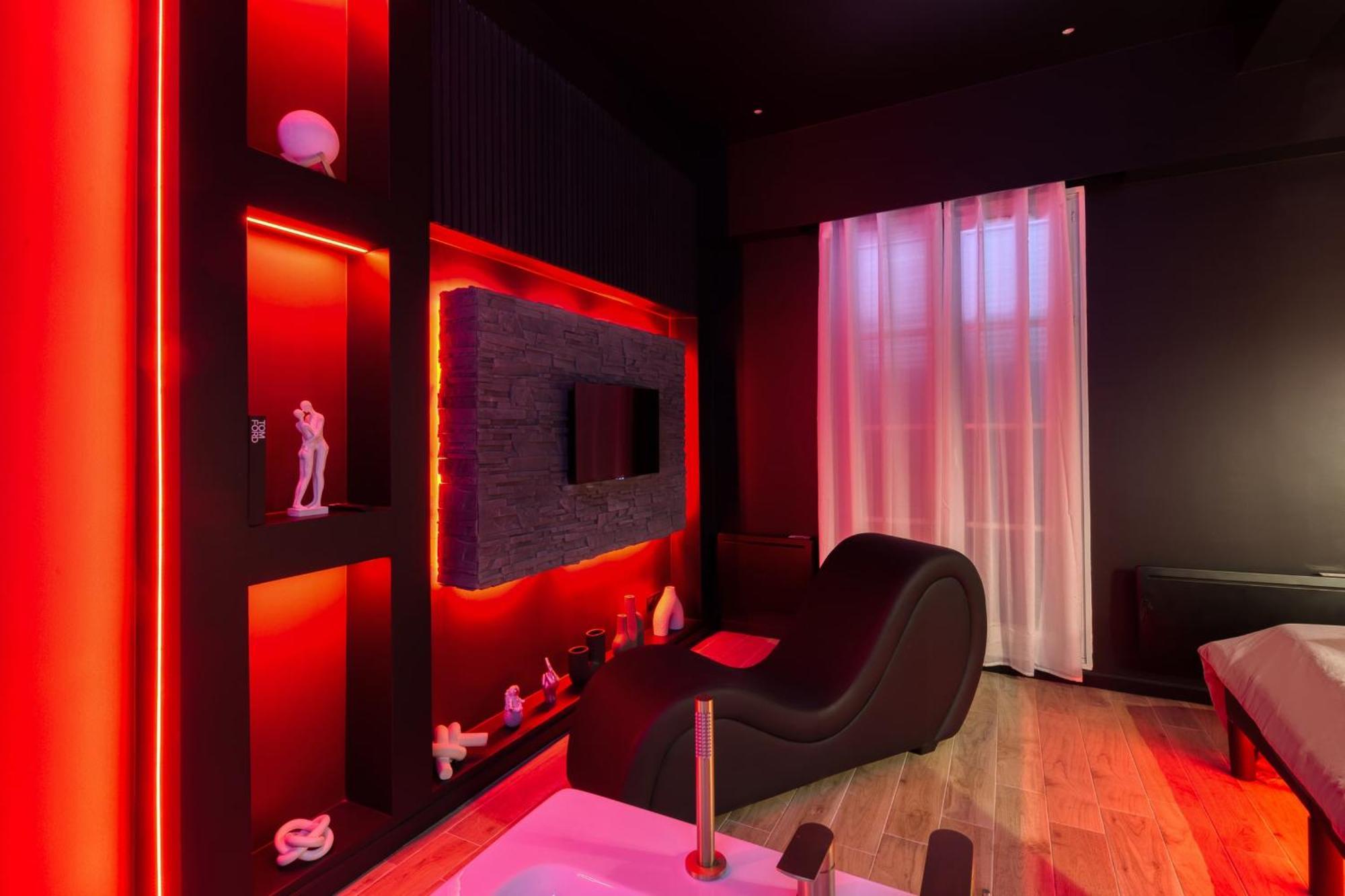 Suite Deluxe - Jacuzzi Melun Extérieur photo